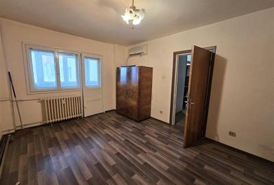 Apartament cu 4 camere decomandat în Turda - 2