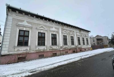 Casă cu 4 camere în Ultracentral - 7