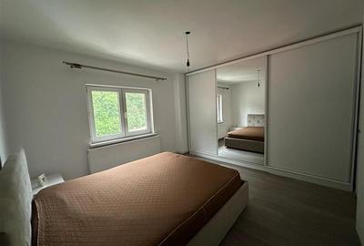 Apartament cu 3 camere decomandat, mobilat în Central - 12