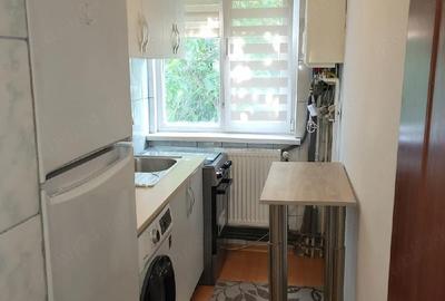 Apartament cu 3 camere semidecomandat în Central - 4