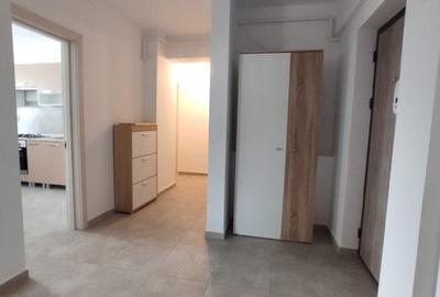 Apartament cu 3 camere decomandat în Galata