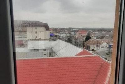 Apartament de vanzare cu 2 camere, 65 mp, Gaesti - 4