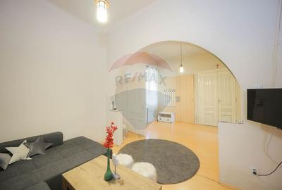 Casa / Vila cu 4 camere de vanzare Ultracentral Str. Louis Pasteur - 17