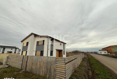 Casă cu 4 camere cu Teren 250 Mp în Sântana de Mureș - 4