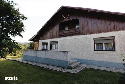 Casă cu 4 camere cu Teren 1400 Mp în Răucești - 16