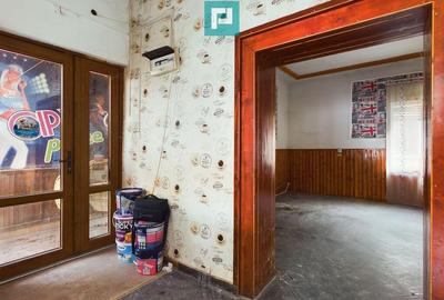 Apartament cu 3 camere semidecomandat în Lipova - 2