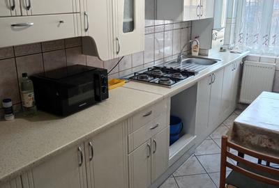 Apartament cu 3 camere decomandat în Central - 4
