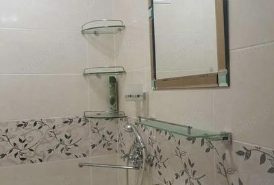 Garsonieră în Titan