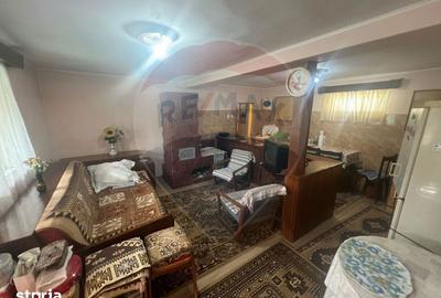 Casă cu 4 camere cu Teren 2111 Mp în Sihlea - 16