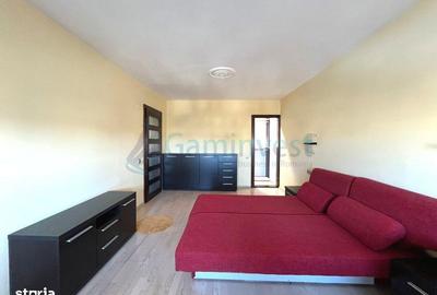 Apartament cu 4 camere decomandat, mobilat în Decebal - 8