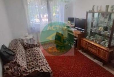 Apartament cu 3 camere, zona Piata Mica