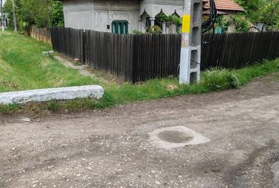 Casă cu 3 camere în Beiu - 6