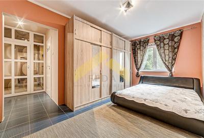 Apartament cu 5 camere Micalaca, zona Miorita - 5