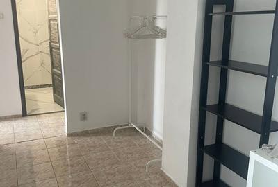 Apartament cu 2 camere decomandat în Ștefan cel Mare - 1