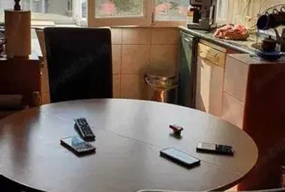 Vind apartament 3 camere - 1