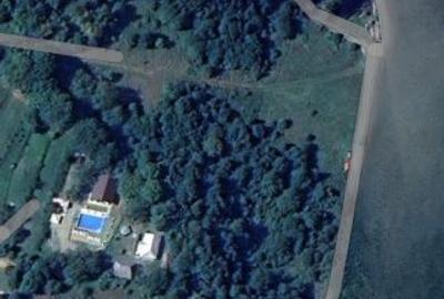 Teren de 8000 mp, în Central - 2