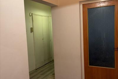 Apartament cu 3 camere decomandat în Tineretului - 6
