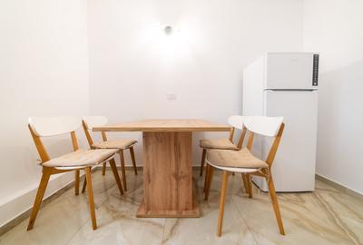 Apartament cu 3 camere semidecomandat, mobilat în Central - 14