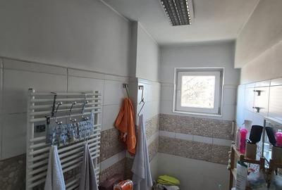 Apartament cu 3 camere decomandat în Dacia - 2