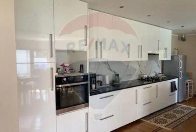 Casa / Vila cu 5 camere de vanzare - 9