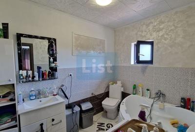 Casă cu 5 camere cu Canalizare în Satu Nou de Sus - 5