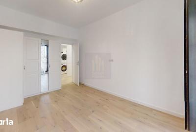 Apartament cu 4 camere în Central - 2
