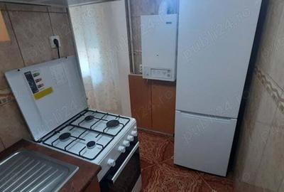 Inchiriez Apartament, 3 camere, Sebes - 6