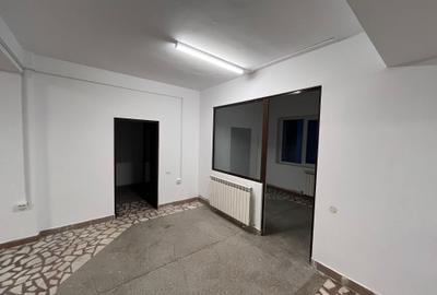 Spatiu 220 mp pentru depozitare\birouri la 100 m de Bd. Uverturii (Militari) - 13