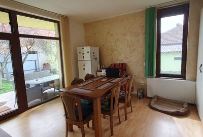 Casă individuală cu 5 camere, teren 526mp, 2 fronturi, direct de la proprietar - 9
