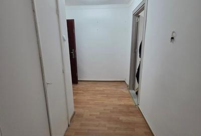 Sos Colentina intersectie Fundeni, bloc reabilitat, stradal, vedere spate, - 16