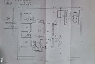 Casă cu 5 camere în Central - 2