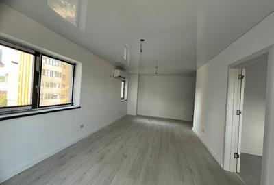 Apartament cu 3 camere decomandat în Cug - 2
