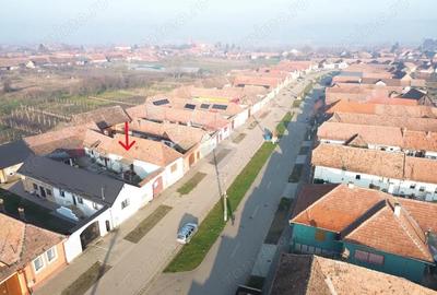 Casă cu 3 camere cu Teren 1418 Mp în Brateiu - 15