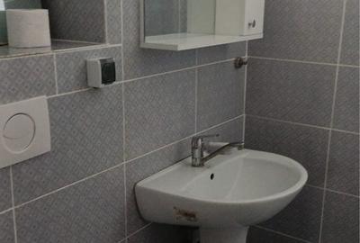 Apartament cu 2 camere semidecomandat în Cet - 2