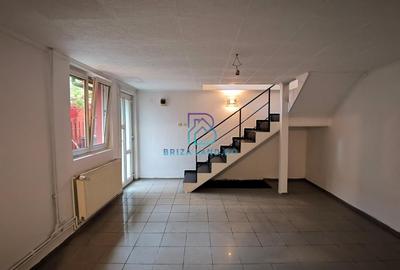 Soseaua  Chitilei, Crusovat, casa P+Pod, sup. 238mp, 9 camere - 3 apartamente - 15