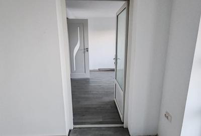 Imobil compus din casa si 1800mp teren in Suburbia Brodoc, judet Vaslui - 5