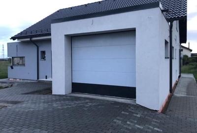 Casă cu 4 camere cu Teren 900 Mp în Dumbrăvița