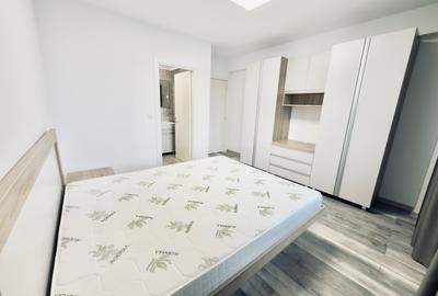 Apartament de inchiriat cu 3 camere in zona Tractorul pe str Nicolae Labis,et 8 - 8