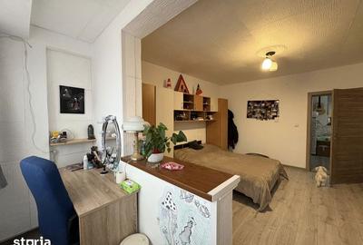 Apartament cu 4 camere în Lazaret