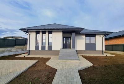 Casa individuala *Parter* - Tomesti