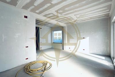 Casă cu 4 camere cu Canalizare în Central - 10