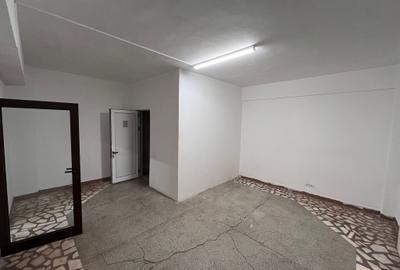 Spatiu 220 mp pentru depozitare\birouri la 100 m de Bd. Uverturii (Militari) - 8