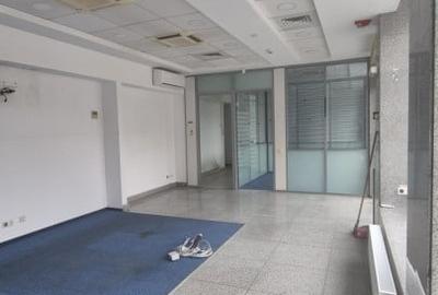 Spațiu comercial, de 126 mp, în Central - 5