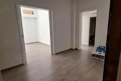 Spațiu comercial, de 78 mp, în Tineretului