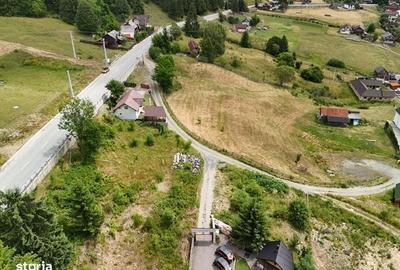 Teren de 1000 mp, în Decebal - 2