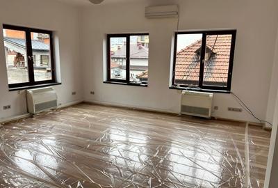 Inchiriez spatiu ideal pentru cabinete/clinici/birouri-Turda/Domenii negociabil - 2