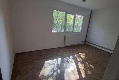 Apartament cu 3 camere semidecomandat în Circumvalațiunii - 20
