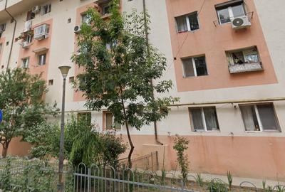 Garsonieră decomandată în Titan - 3