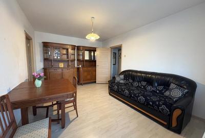 Apartament, 2 camere, semidecomandat, Nicolae Titulescu zona Fantasy Park - 1