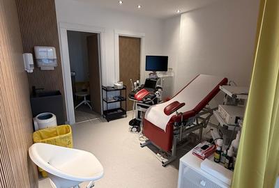 Spațiu comercial, de 239.91 mp, în Central - 10